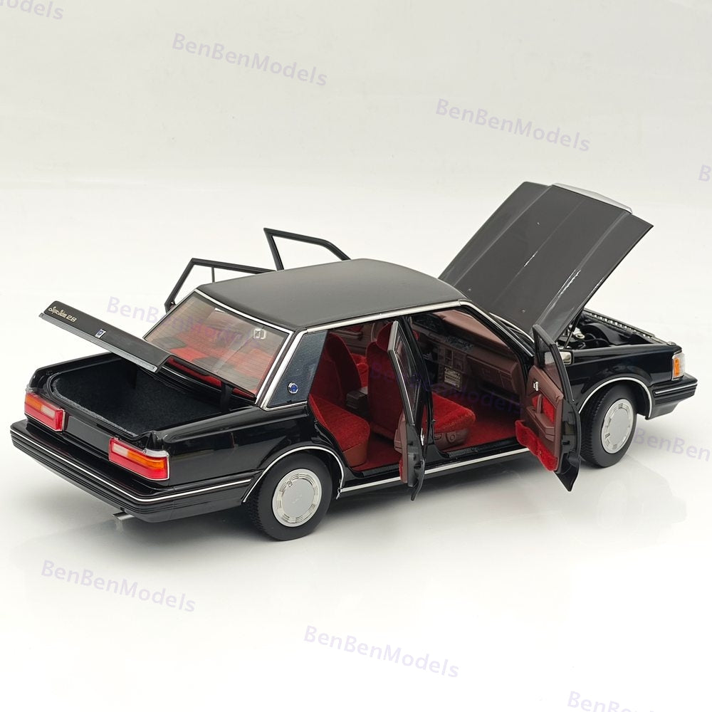 1/18 Toyota Crown Seventh Generation MS122 Black /Red Interior Diecast Model Car