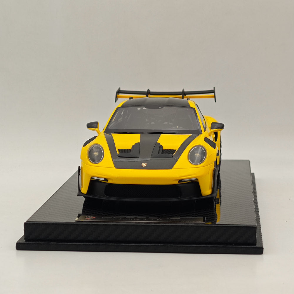 Modèle de voiture de collection en résine de haute qualité AI MODEL 1/18 Porsche 992 GT3 RS JAUNE