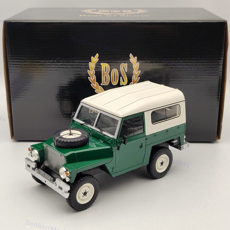 BOS Models 1:18 Land Rover Light weight Series III Hard Top Green 1973 BOS355