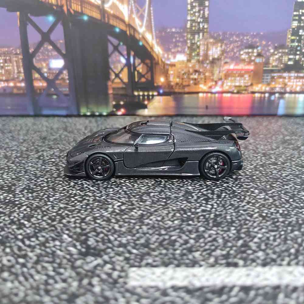 MJ 1/64 Koenigsegg one1 Jouets moulés sous pression personnalisés Modèles de voitures Miniature Hobby Collection Cadeaux Noir Carbone
