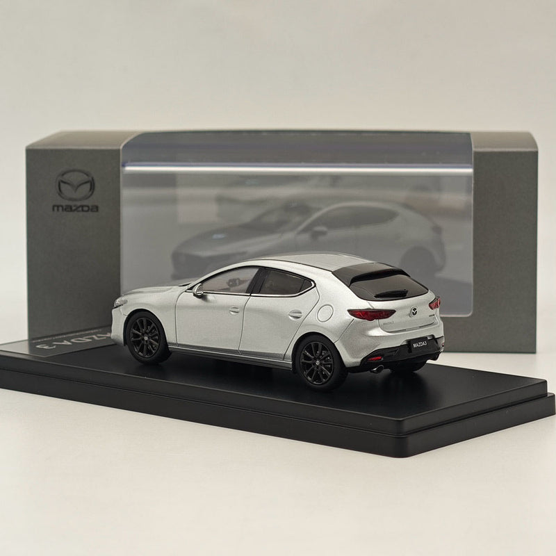 1:43 Mazda 3 5HB 2019 Skyactiv-X Silver Crystal Metallic Diecast Model Car Auto Toys Gift