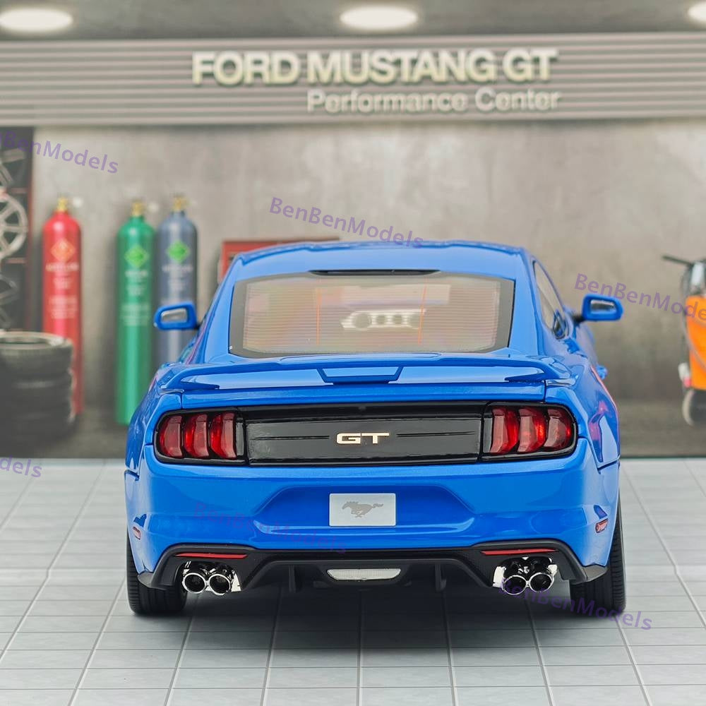 DM 1/18 Scale Model Replicas Ford Mustang GT 2019 Widebodykit Pack RHD Blue