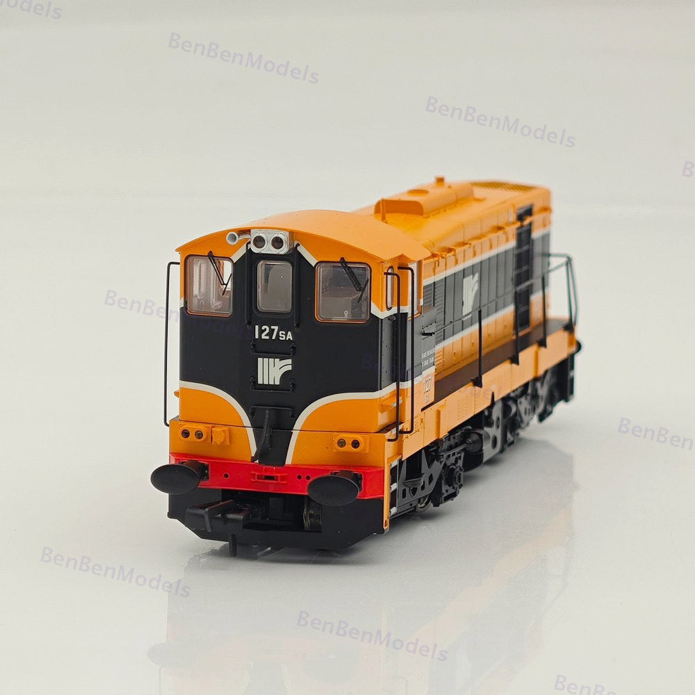 1:76 Murphy Models Class 121 Diesel Locomotive MM0127 IR LOGO Irish Rail livery