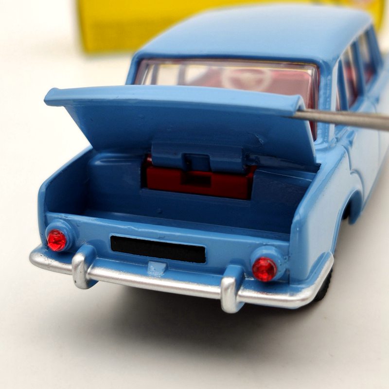 1:43 Atlas DINKY TOYS 523 SIMCA 1500 Diecast Models Collection Blue Used