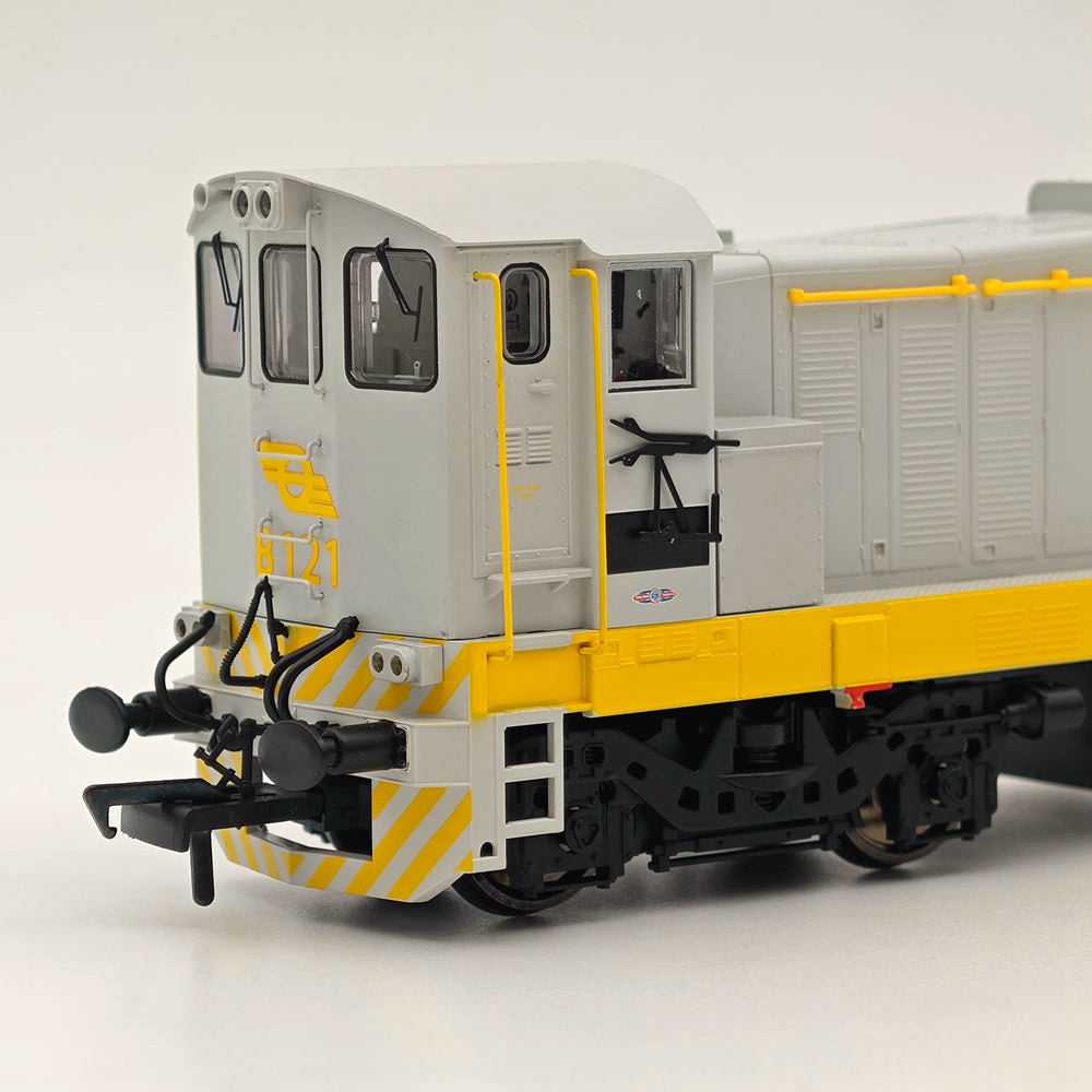1:76 Murphy Models MM0121 Class 121 Diesel Locomotive B121 in CIE Grey livery -Railways Collection