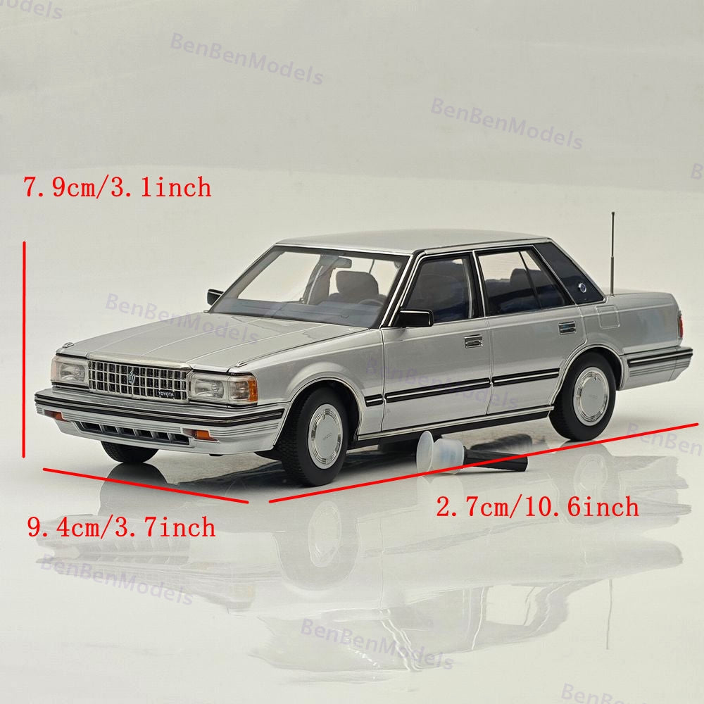 1/18 Toyota Crown Seventh Generation MS122 Silver / Blue Interior Diecast
