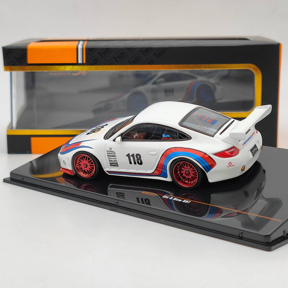 1/43 IXO PORSCHE 911 Spyder #118 OLD AND NEW 997 White MOC321 Diecast Models Car Toys Gift
