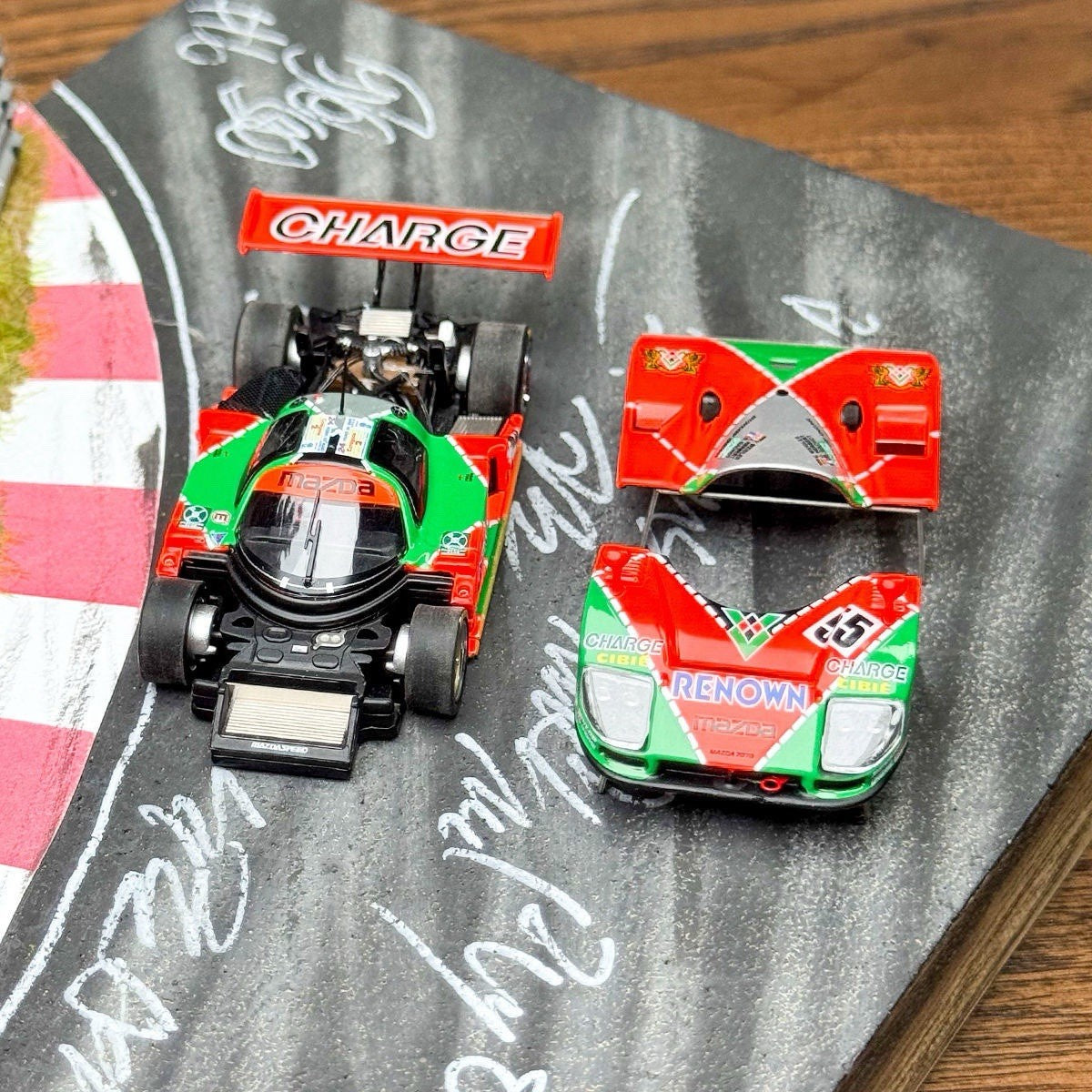 MH 1:64 Mazda 787B Le Mans Winner Diecast Model Front/Rear Removable Collectible