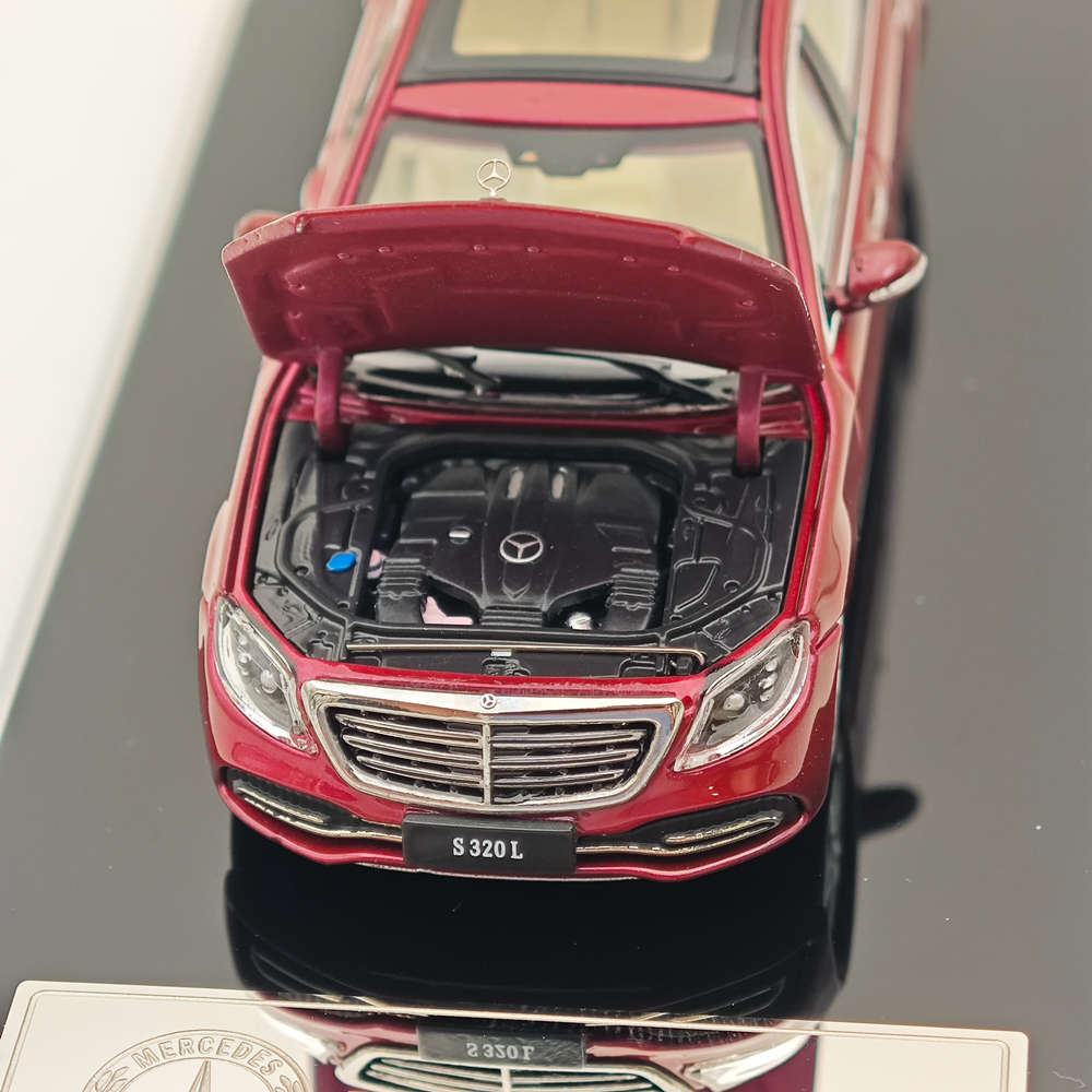 Voiture de sport en métal moulé sous pression rouge Mercedes-Benz S320L W222 Sedan 1/64 GLORY MODEL