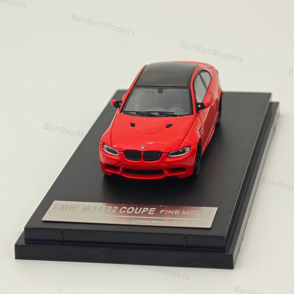 Fine model 1/64 Red BMW M3 E92 COUPE Diecast Model Car Limited Collection Gifts