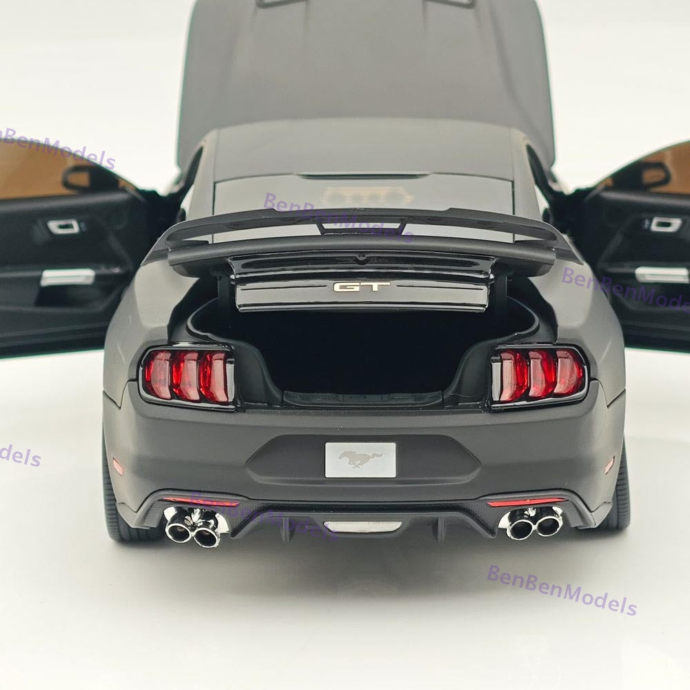 DM 1/18 Scale Replicas Mustang GT 2019 Widebodykit Pack LHD Matt Black