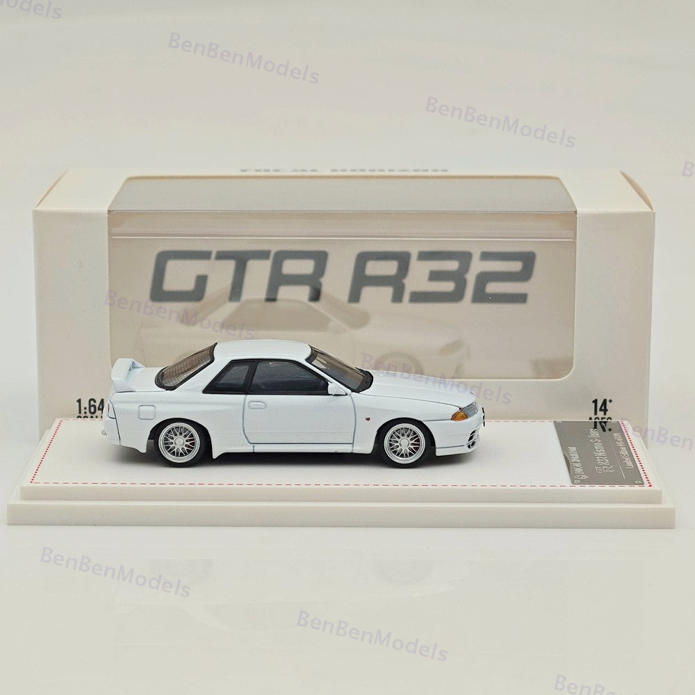 FH 1:64 Nissan Skyline GTR R32 Nismo S-Tune Sports Model White Diecast Metal Car