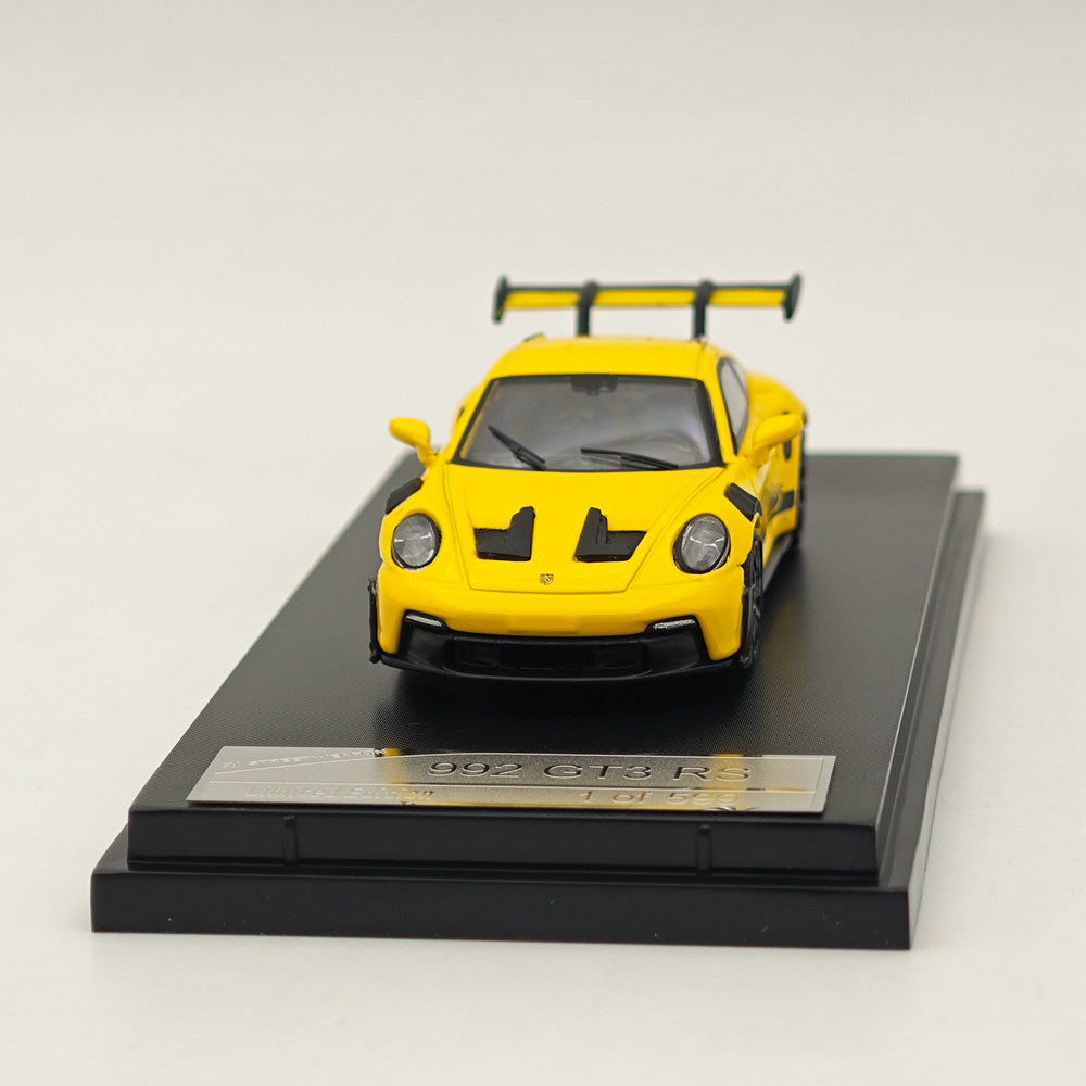 Modèles de voitures moulées sous pression SW Porsche 992 GT3 RS Racing Sports Jaune 1:64