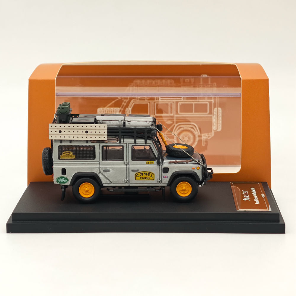 Master 1:64 Land Rover Defender 110 Camel Cup Special Edition Diecast Toys Car Models Miniature Hobby Collectible Gifts With Accessories