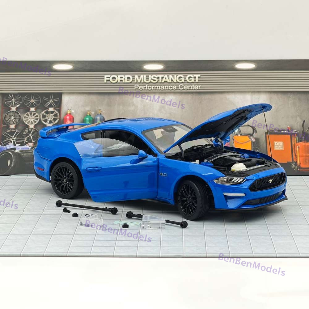 DM 1/18 Scale Model Replicas Ford Mustang GT 2019 Widebodykit Pack RHD Blue
