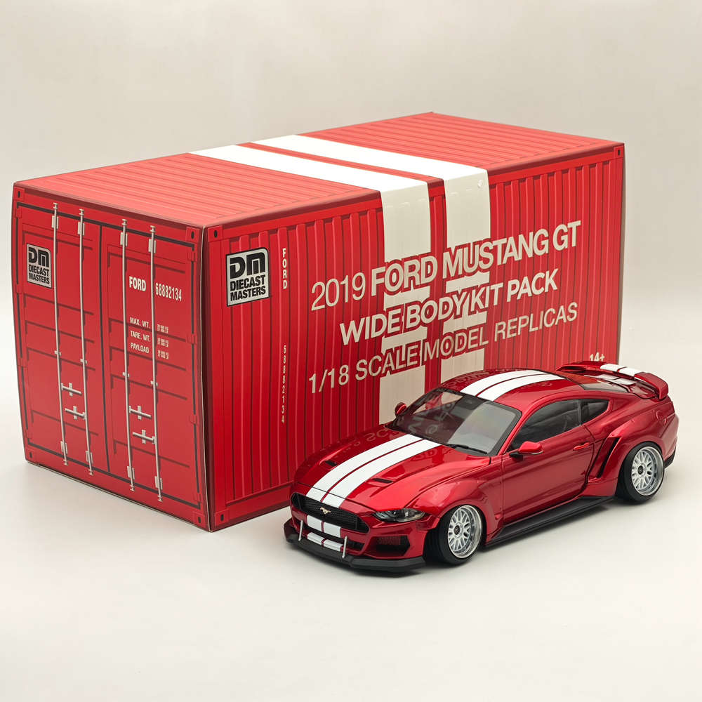 Répliques de modèles à l'échelle 1/18 DM Ford Mustang GT 2019 Widebodykit Pack Red RHD Diecast Car Miniature Hobby