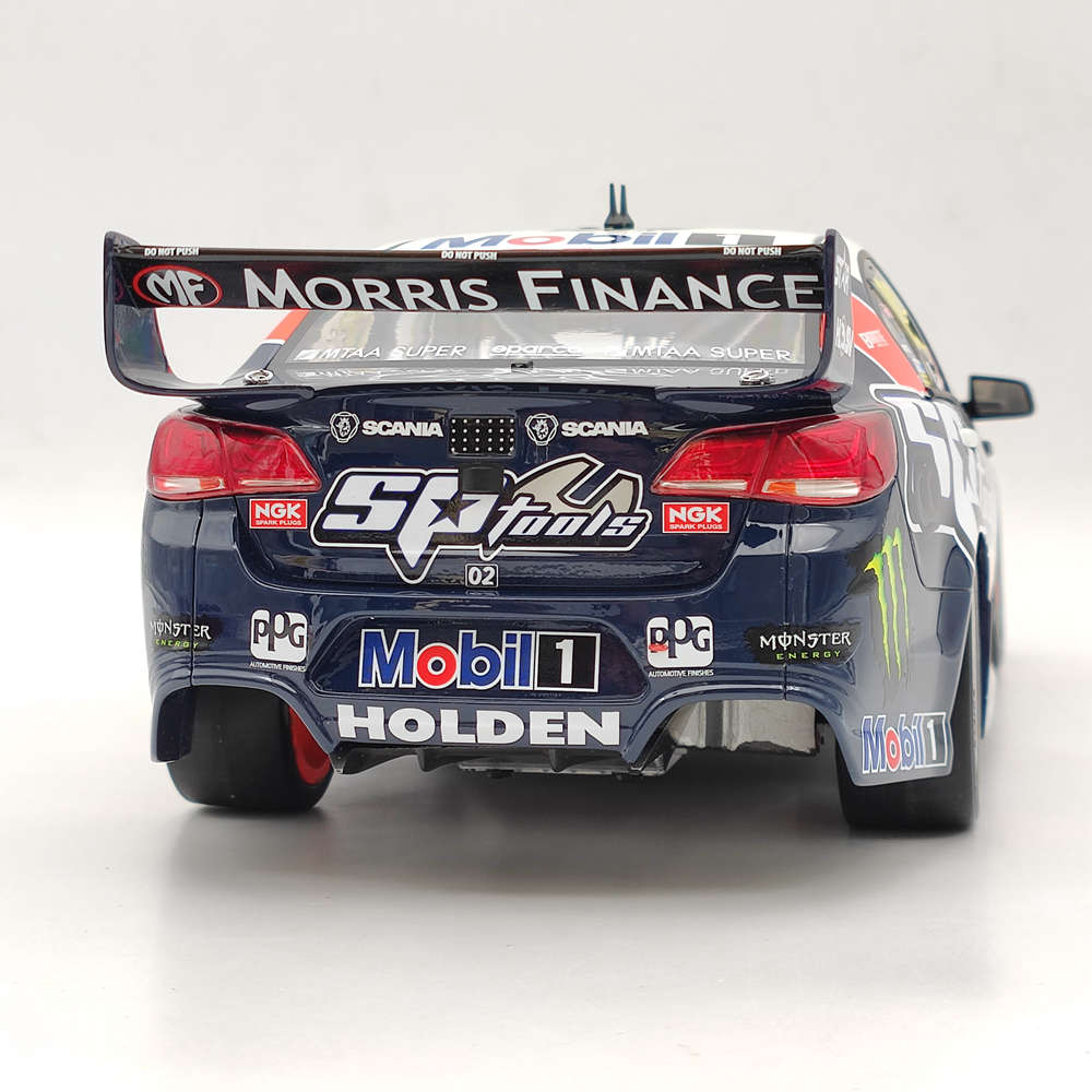 #B12H15X 1/12 HOLDEN VF COMMODORE V8 2015 TOWNSVILLE 400 PETER BROCK #02 JOUETS EN RÉSINE VOITURE CADEAU