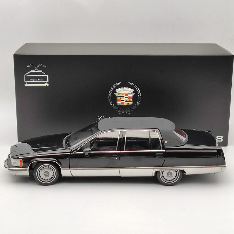 Modèle réduit de voiture moulée sous pression Cadillac Fleetwood Sedan noire 1993 GM 1:18