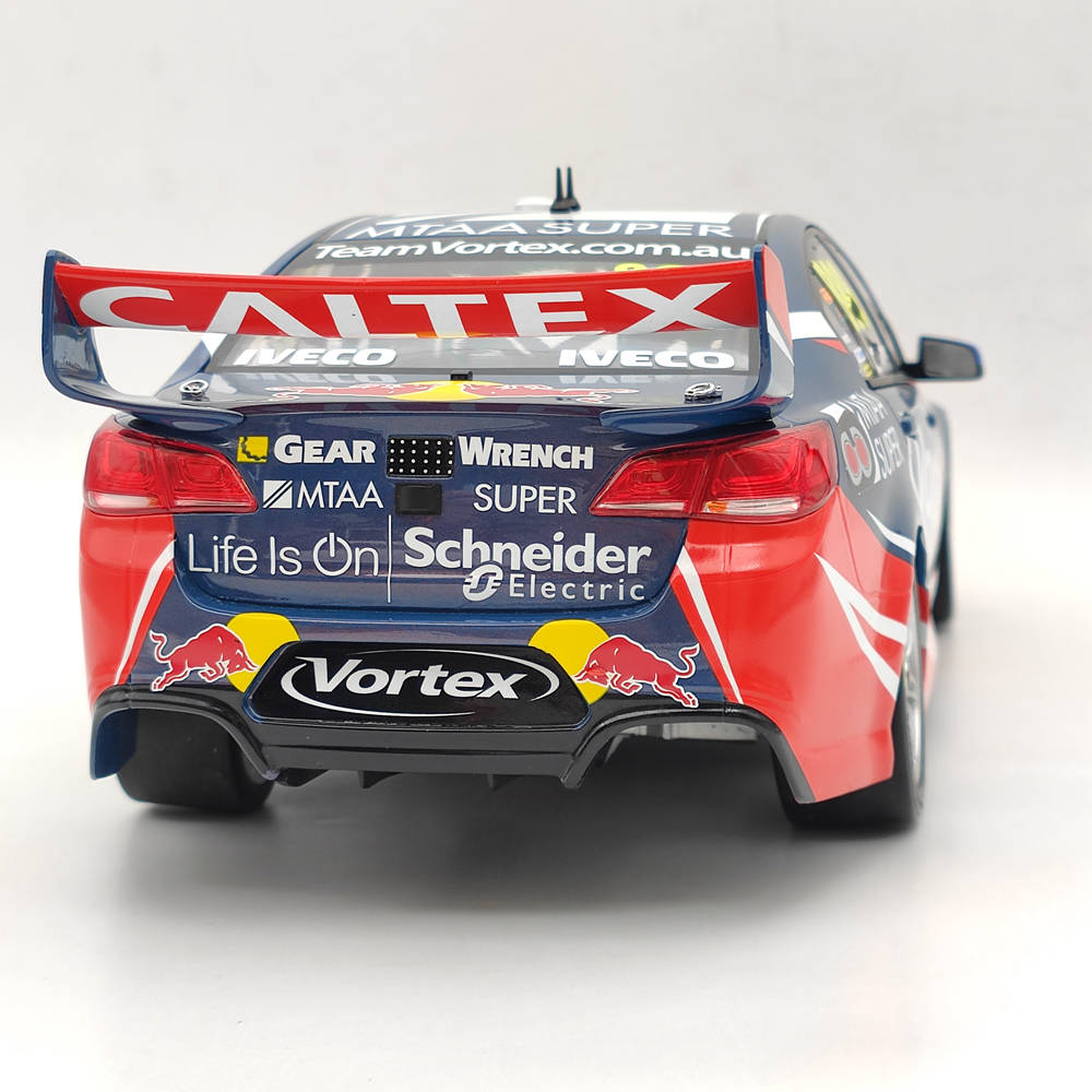 B12H16Q 1/12 2016 CLIPSAL 888 CRAIG LOWNDES HOLDEN COMMODORE 251 DÉMARRE JOUETS EN RÉSINE VOITURE CADEAU