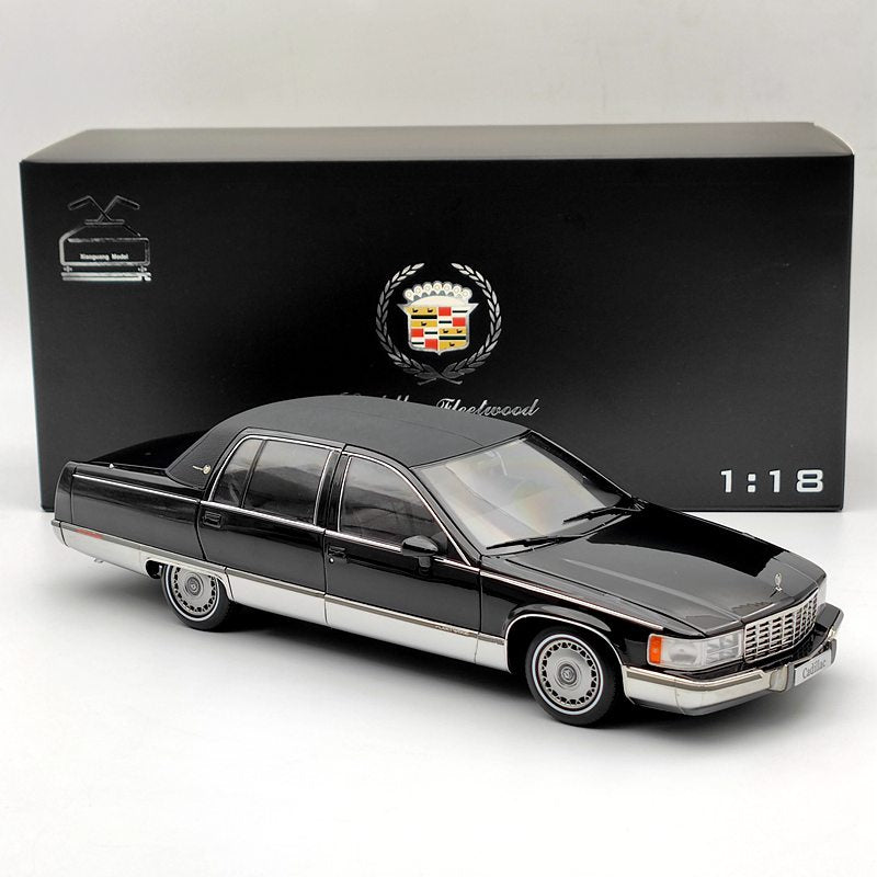 Modèle réduit de voiture moulée sous pression Cadillac Fleetwood Sedan noire 1993 GM 1:18