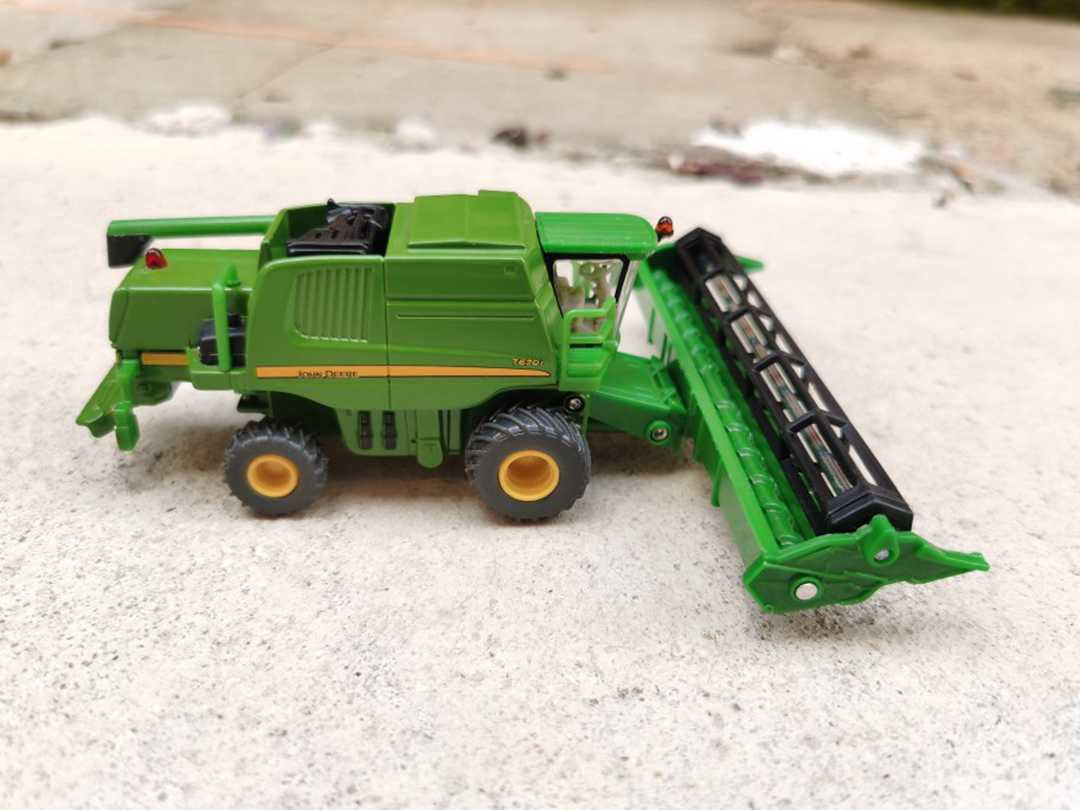 1:87 Siku 1876 Farmer John Deere T670i Mahdrescher Combine Harvester Moissonneuse-Batteuse Diecast Toys Models Gifts