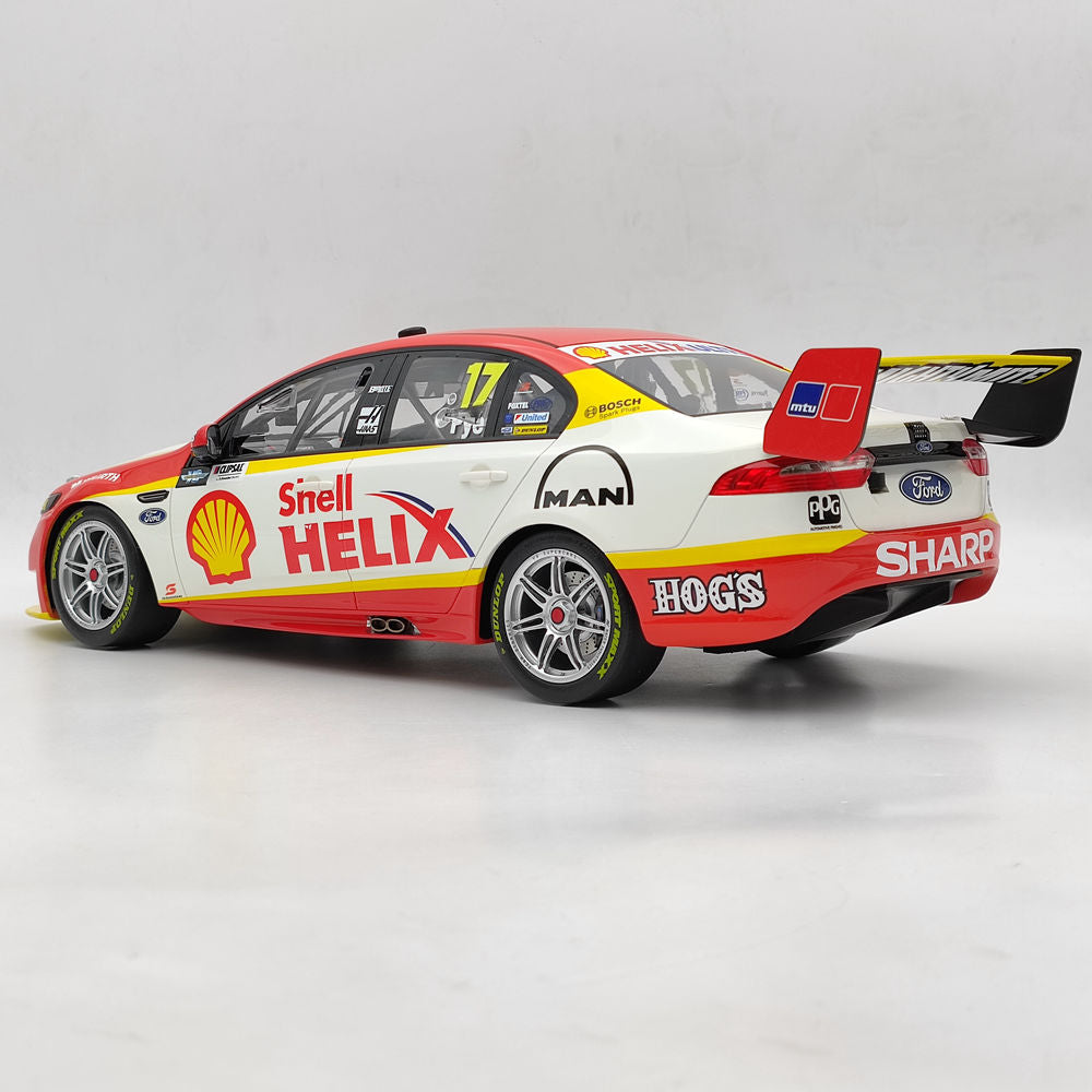 1:12 FORD FALCON FGX #17 DJR TEAM PENSKE 2016 Clipsal 500 Race B12F16A RESIN TOYS CAR GIFT