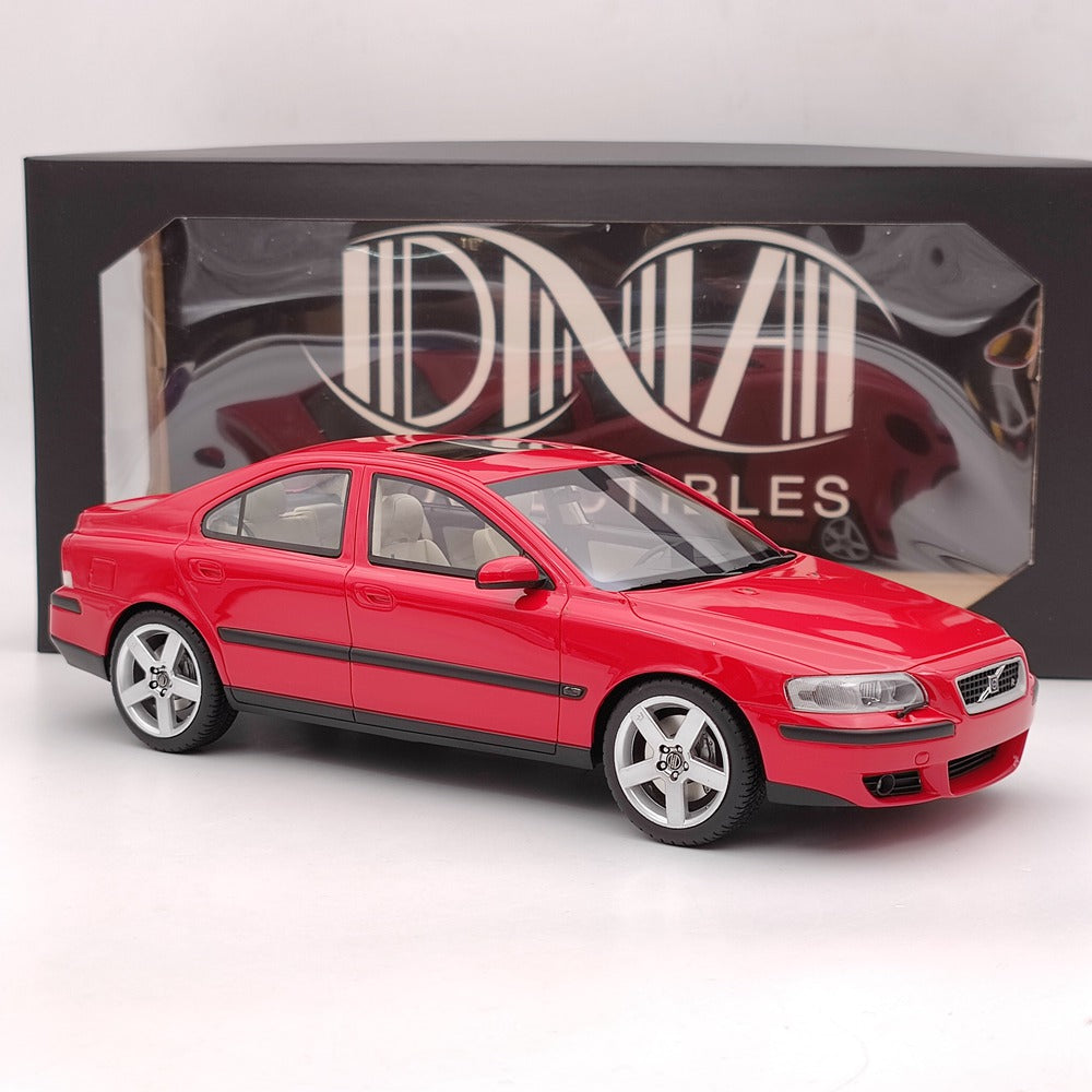 Modèle réduit de voiture en résine DNA Collectibles 1/18 Volvo S60 R 2003 DNA000106, édition limitée, jouet rouge, cadeau