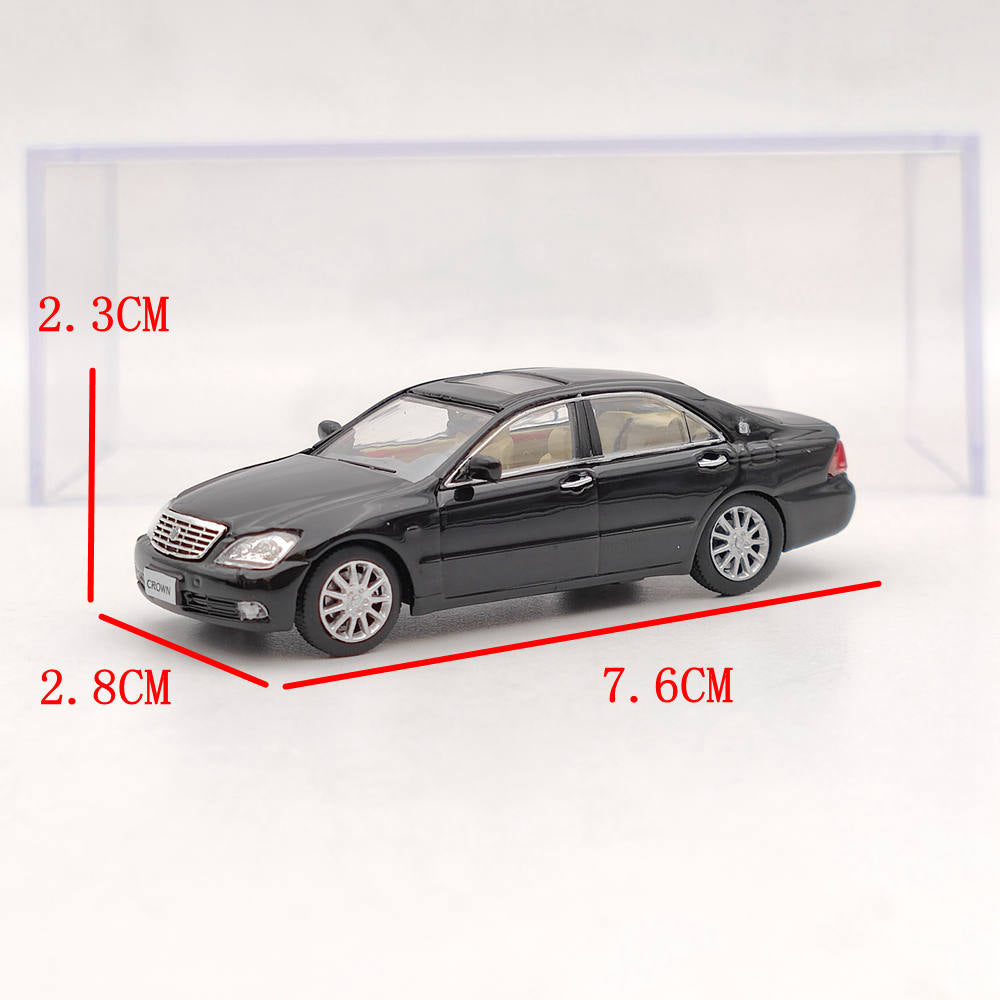 DCM 1:64 Toyota CROWN 12th Jouets moulés sous pression Modèles de voitures Collection Cadeaux Noir/Blanc