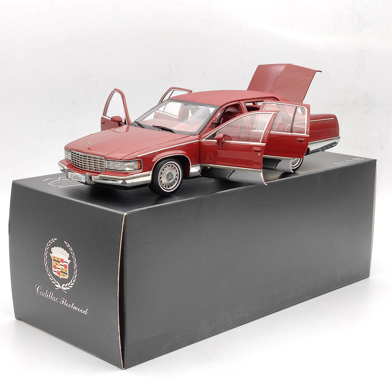 GM 1:18 1993 Fleetwood Sedan Wine Red Diecast Models Miniature Edition Collection Gifts