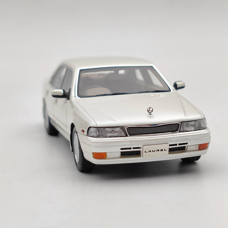 1/43 Hi-Story Nissan Laurel 25TWINCAM Medalist 1993 HS295 Modèle en résine Collection