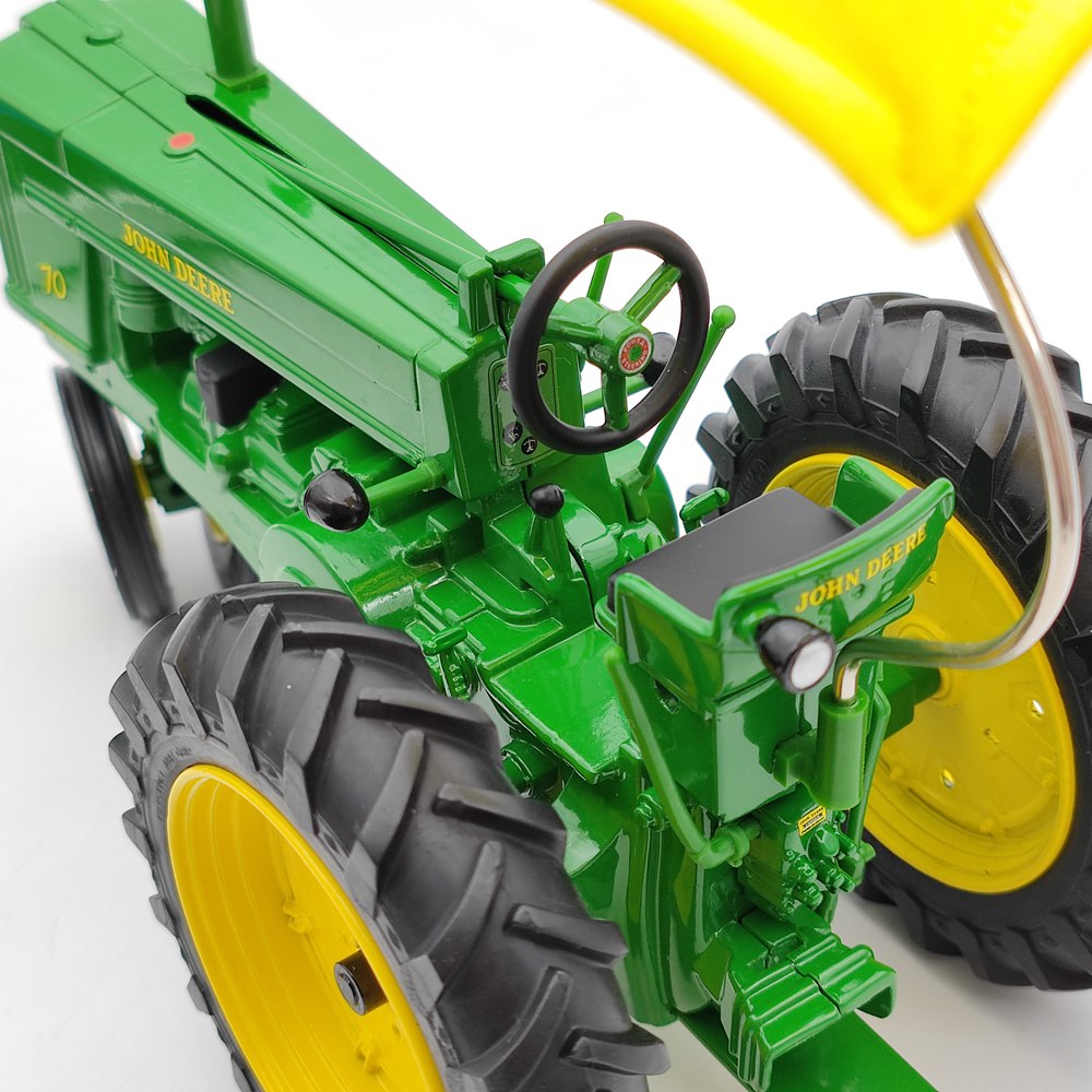 Tracteur John Deere moulé sous pression modèle 70 à l'échelle 1/16 ERTL avec parapluie FFA Édition spéciale cadeau