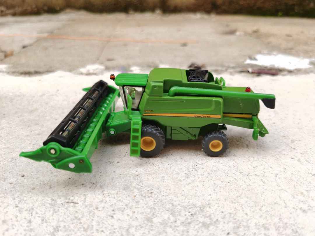 1:87 Siku 1876 Farmer John Deere T670i Mahdrescher Combine Harvester Moissonneuse-Batteuse Diecast Toys Models Gifts