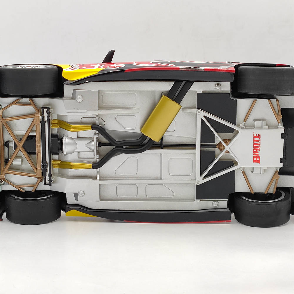 1:12 Red Bull 2015 Bathurst Winner #888 Holden VF Commdore B12H15Q RESIN TOYS CAR GIFT