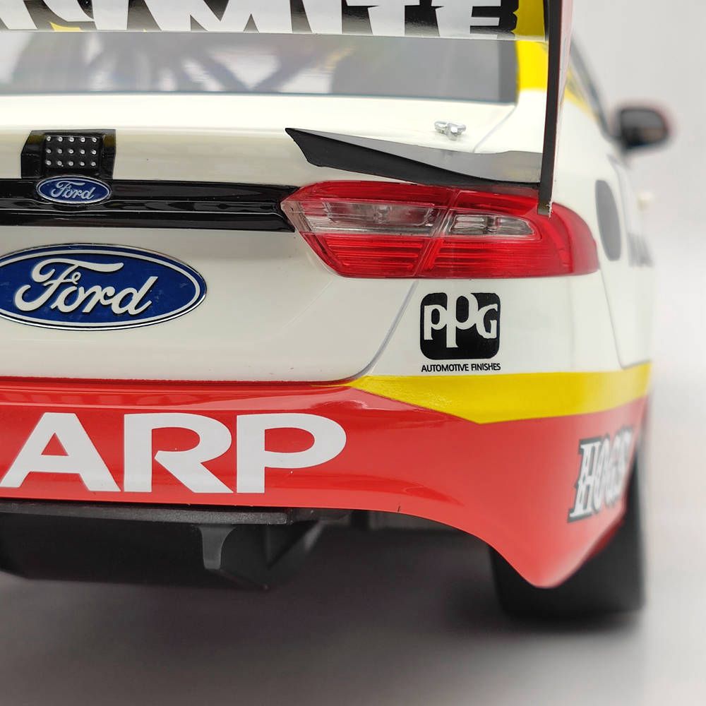 1:12 FORD FALCON FGX #17 DJR TEAM PENSKE 2016 Clipsal 500 Race B12F16A RESIN TOYS CAR GIFT
