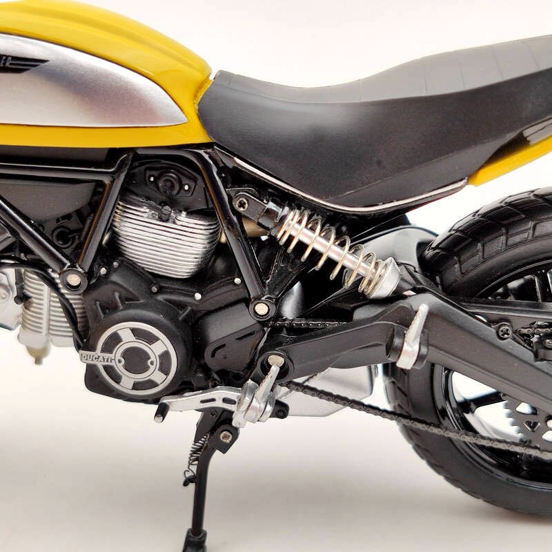 TSM 1:12 Ducati Scrambler Icon 803CC 2015 Rosso TSMMC003 Moto Modèles Moulés Sous Pression Jouets Collection De Voitures Cadeau Jaune