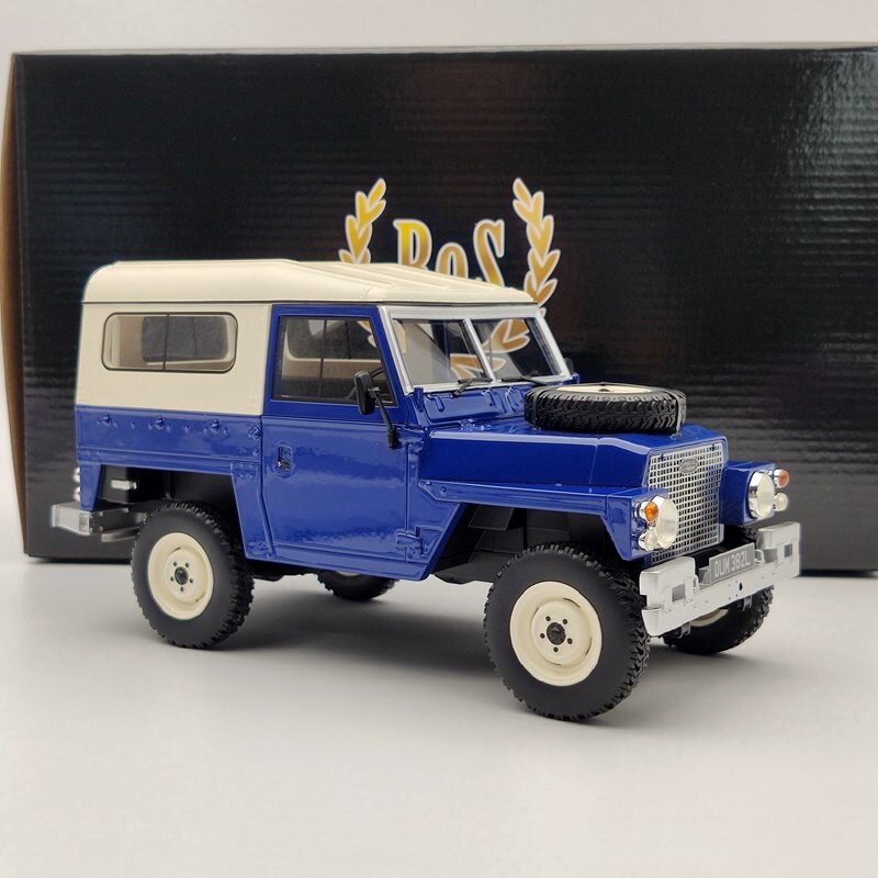 BOS 1/18 Land Rover Light weight Series III 1973 blue & white BOS382 Resin Model Auto Car Gift Collection Toys