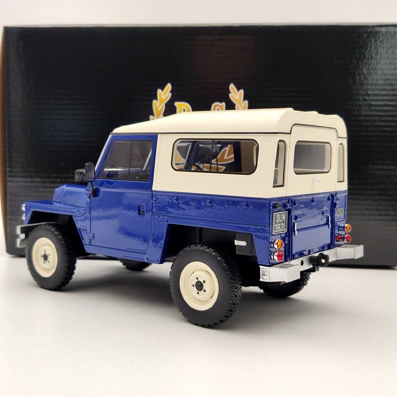 BOS 1/18 Land Rover Light weight Series III 1973 blue & white BOS382 Resin Model Auto Car Gift Collection Toys