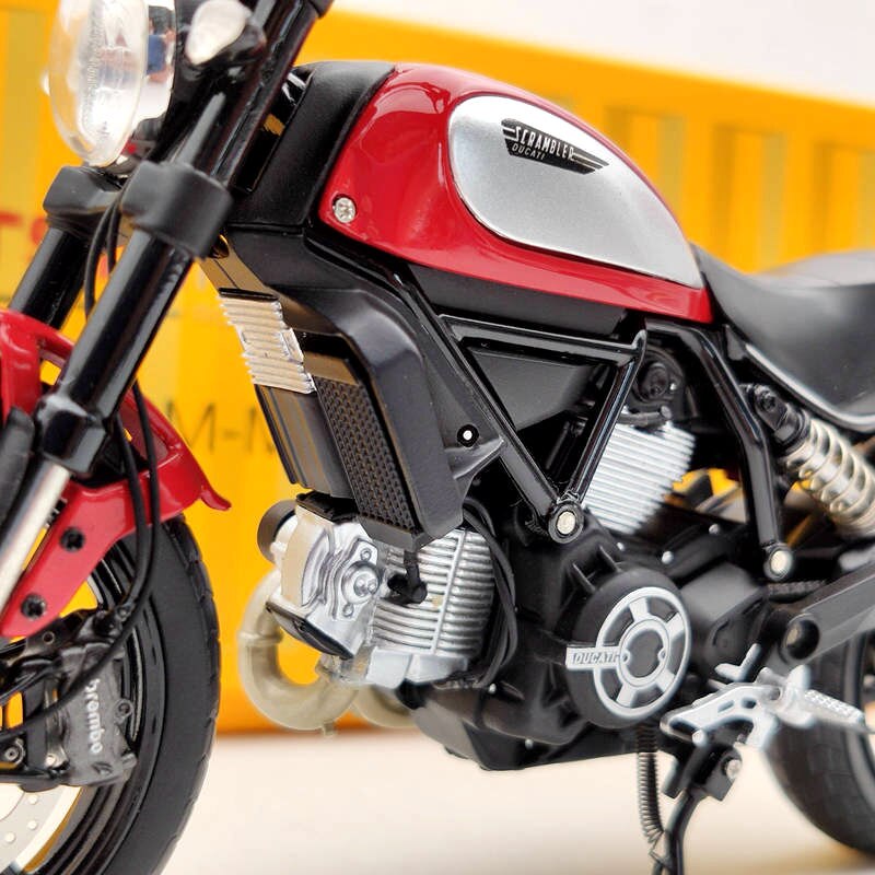 TSM 1:12 Ducati Scrambler Icon 803CC 2015 Rosso TSMMC004 Modèles moulés sous pression de moto rouge
