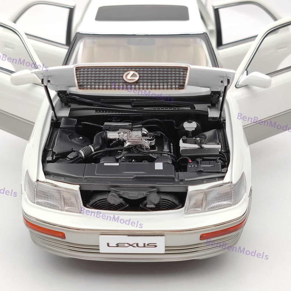 1/18 Toyota Lexus LS400 First Generation White Diecast Model Car Collection Open