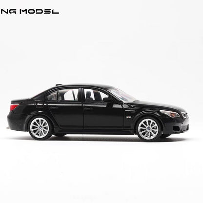 KING MODEL 1:64 BMW M5 E60 Sedan Diecast Toys Car Models Hobby Collection Gifts Black--Available in UK - Purchase only from UK addresses