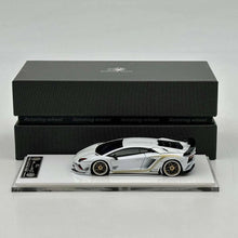 Rotating Wheel 1/64 Aventador S Rowen Supercar White Diecast Alloy Collectible Model Car