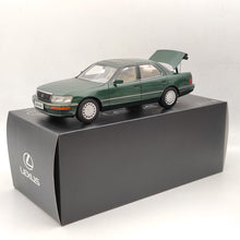 1:18 Toyota Lexus LS400 Première Génération Vert Modèle De Voiture Moulé Sous Pression Collection Jouet Ouvert Cadeau