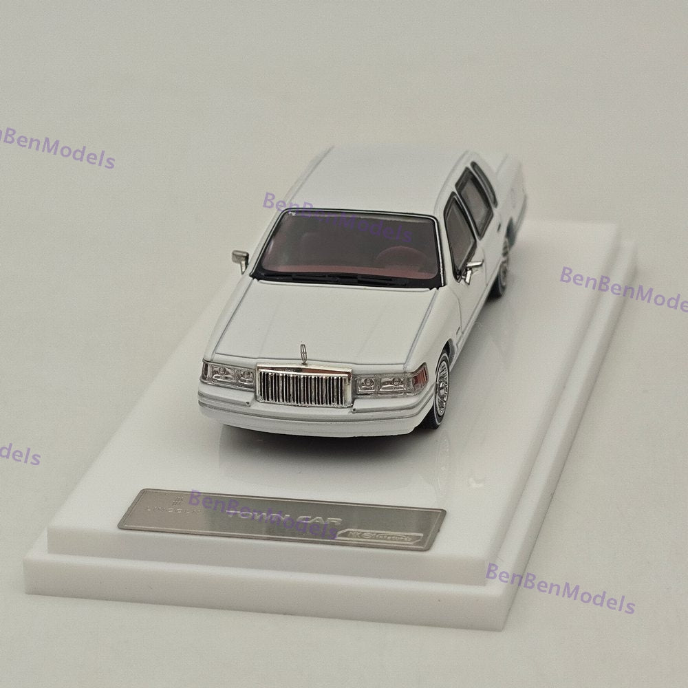 1/64 MK Miniatures Town Car Luxury Sedan Model Diecast Metal Car Limited