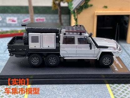 AM 1:64 Toyota Land Cruiser LC79 6X6 Double Cab Pickup Diecast Toys Car Model Gifts