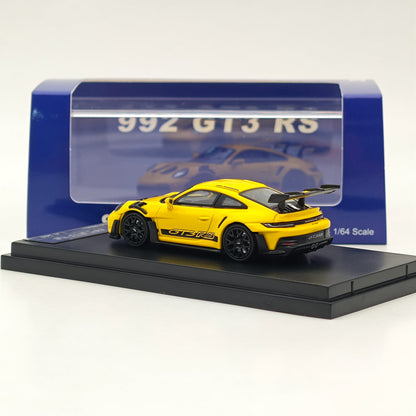 Modèles de voitures moulées sous pression SW Porsche 992 GT3 RS Racing Sports Jaune 1:64 