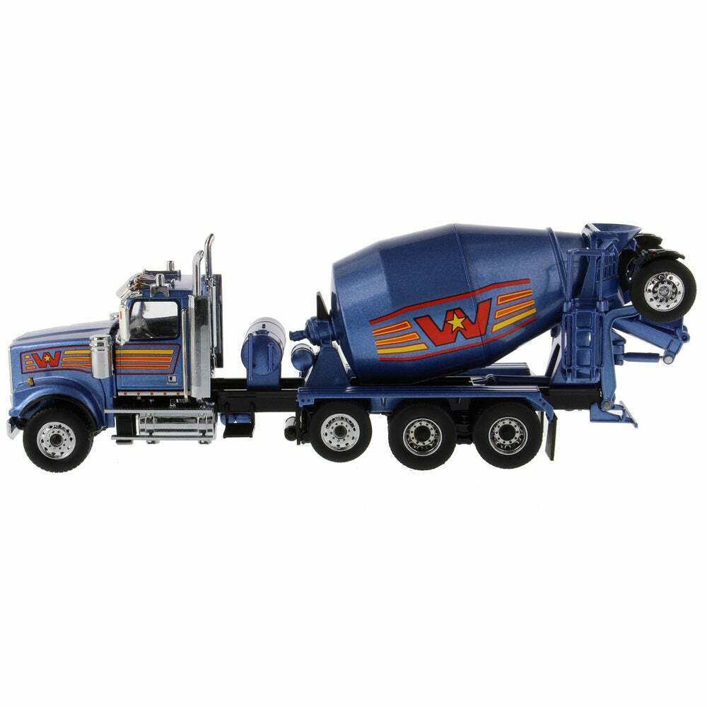 DM 71075 1:50 Western Star 4900 w/Lift Axle & McNeilus BridgeMaster Mixer Model