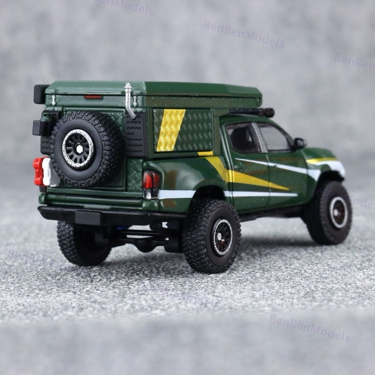 Model 1:64 Collectible Toyota Tacoma Off-Road Camper GCD Car Diecast Gifts