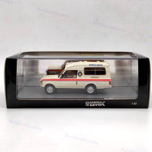1/43 MATRIX-MODELS Herbert Lomas Range Rover Somerset Ambulance Service Beige