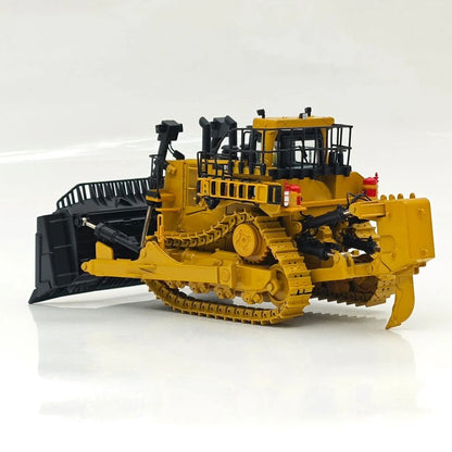 D11T Track-Type Tractor JEL Design Diecast Model 1:50 Diecast Masters 85565