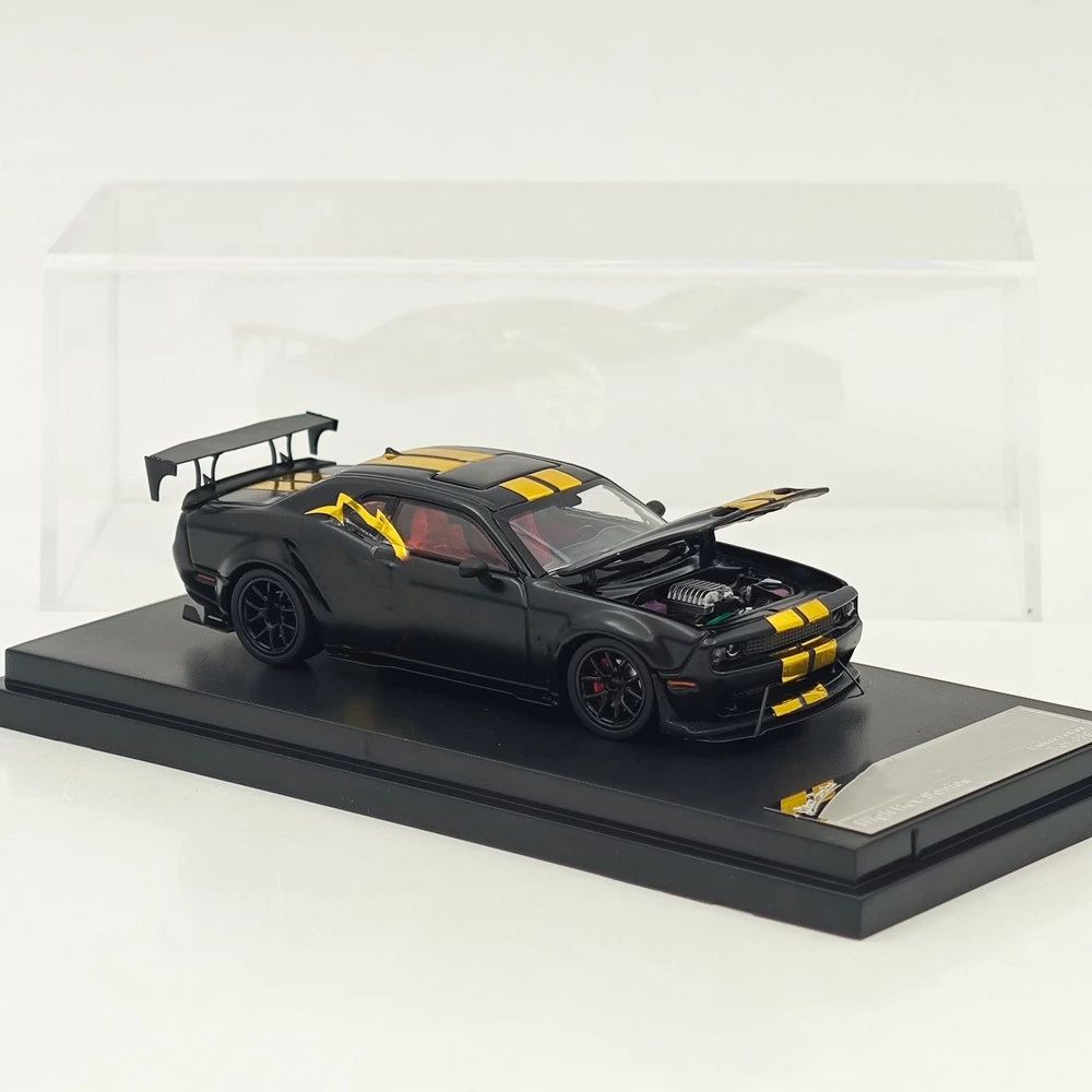 SH 1:64 Challengr Hellcat Widebody Matte Black Midnight Eclipse Openable Hood Limited Edition Diecast Model Car